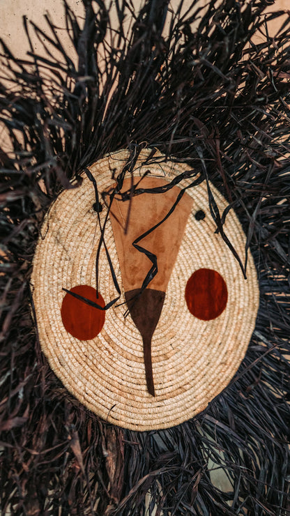Wall decoration lion face - raffia with leather applications Ø 27.3"